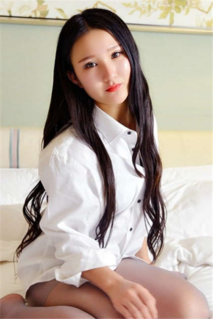 淫荡熟妇-深点别停继续_爱咖学院