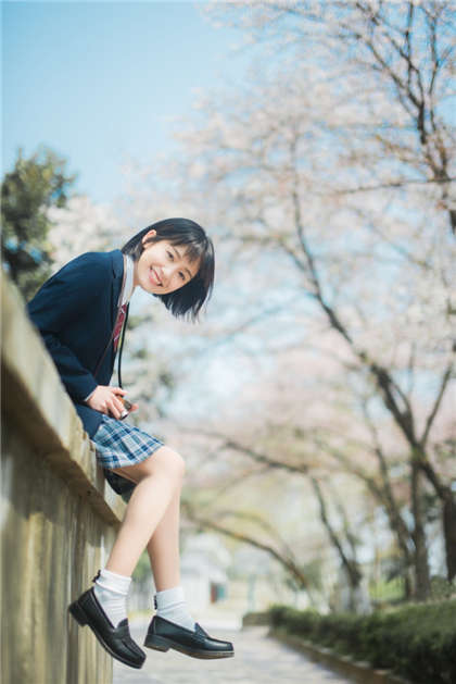 很黄的让人湿的片段文字-看了会湿的自述_爱咖学院