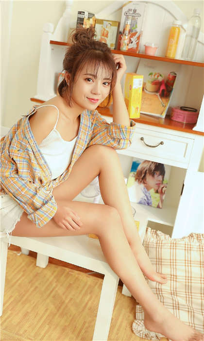 没有穿内裤被同桌摸一天-看完湿得最历害的小说_爱咖学院