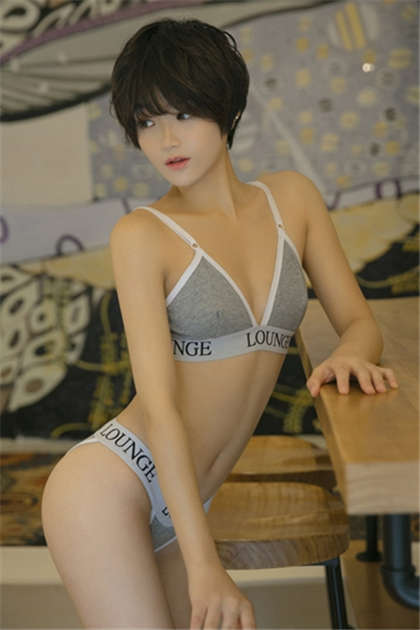 公交车上被艹了-公车上被猛烈的进出情深缘浅_爱咖学院