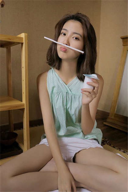 林婉馨的大学生活1-好硬啊好大好深好烫撑满了_爱咖学院