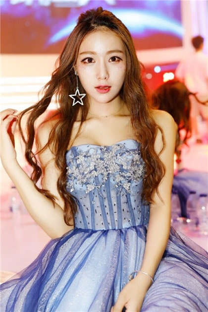 嗯爹地H文-学长好厉害快一点_爱咖学院