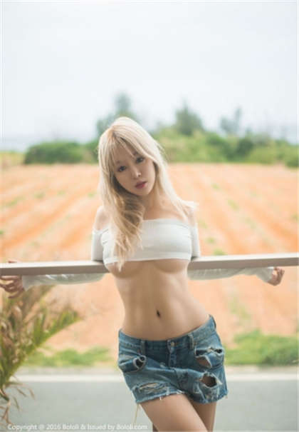 肉肉秘书小说-我被我们物理老师在办公室亲了_爱咖学院