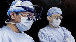 午盘：美股走低道指跌逾200点 沃尔玛下跌4.5%