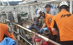 特朗普称伊朗最高领袖“应该非常担忧”