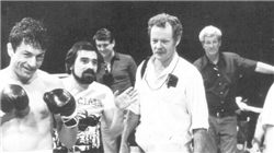 10月22日外盘头条：黄金白银大跌 OpenAI发布AI浏览器 苹果巨屏可折叠式iPad难产 华纳兄弟探索考虑出售