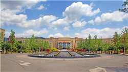 美国WTI原油周一下跌逾2% 市场关注对俄制裁影响