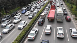 贝莱德在1600亿美元模型投资组合中加码押注人工智能股